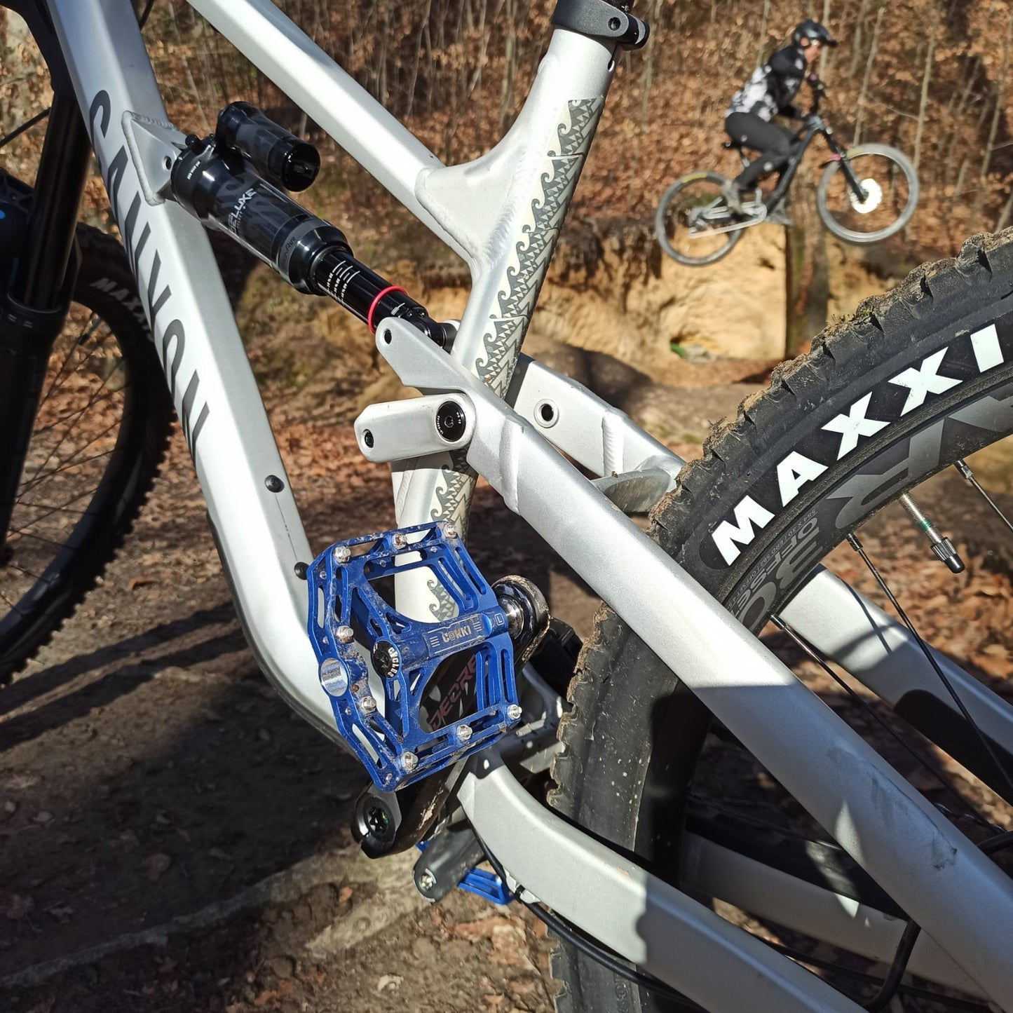 TOPO Titanium Flat Platform Mountain Bike Pedals - Corki Cycles