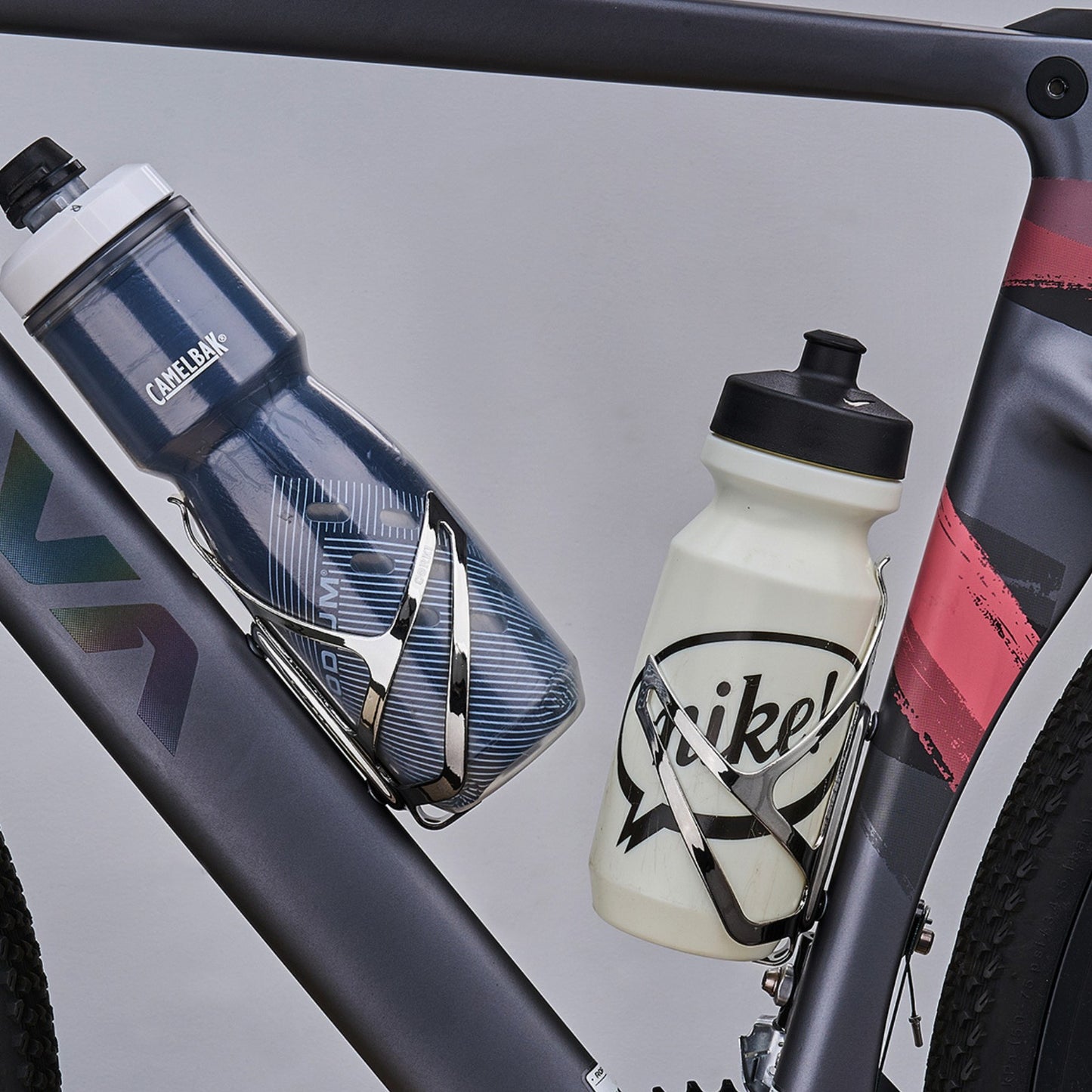 
                  
                    Aluminum Bicycle Water Bottle Cage - Center Cage Entry - Corki Cycles
                  
                